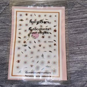 Ardene Daisy Print Nail Stickers (NWT)